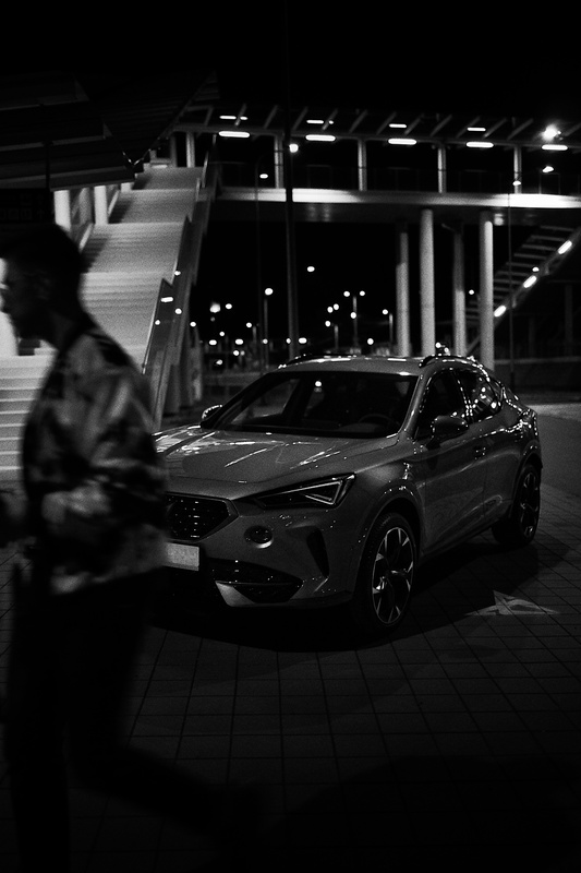 Kraków nocą z cuprą formentor